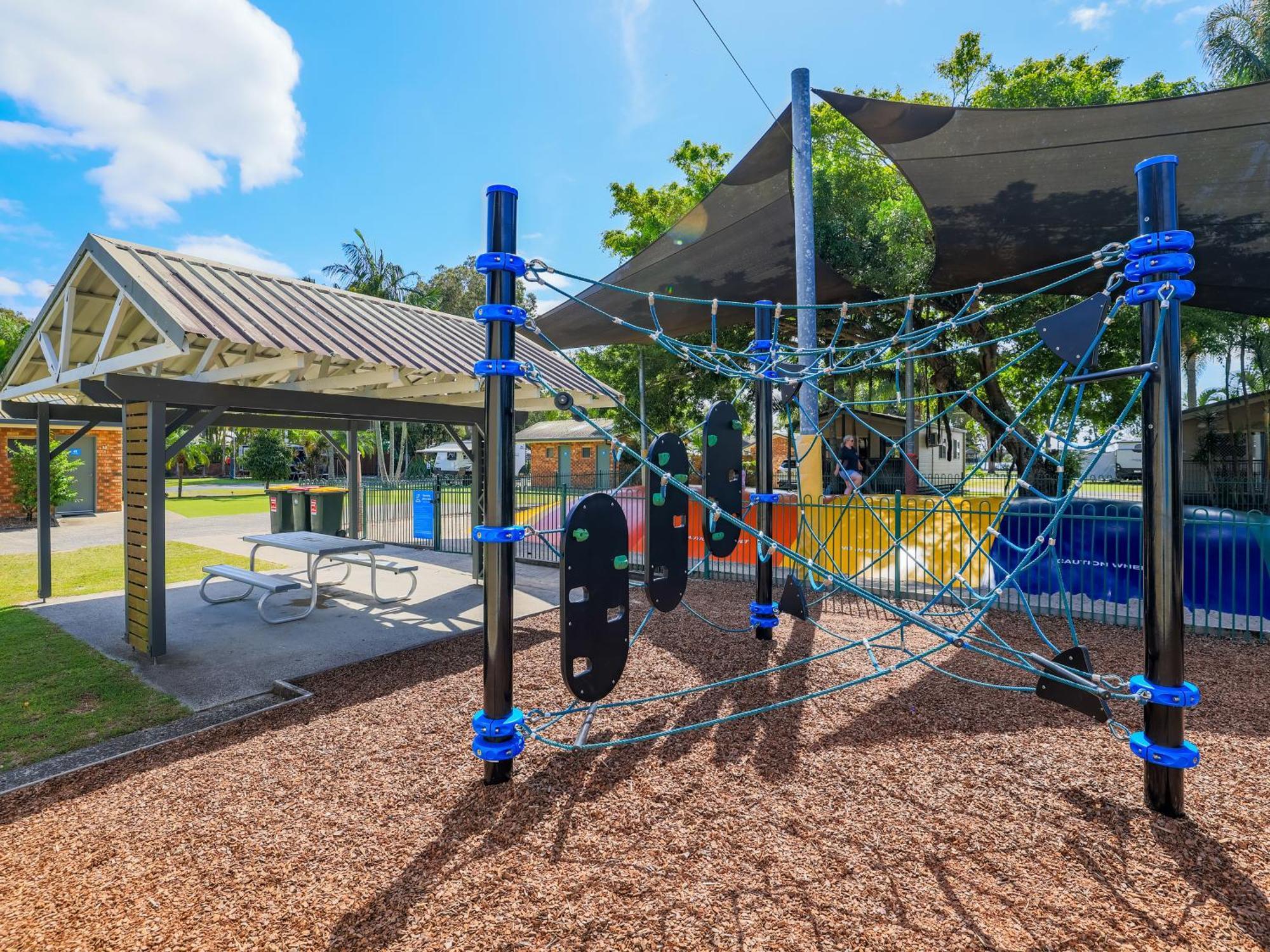 Nrma Blue Dolphin Yamba Holiday Resort Exterior foto