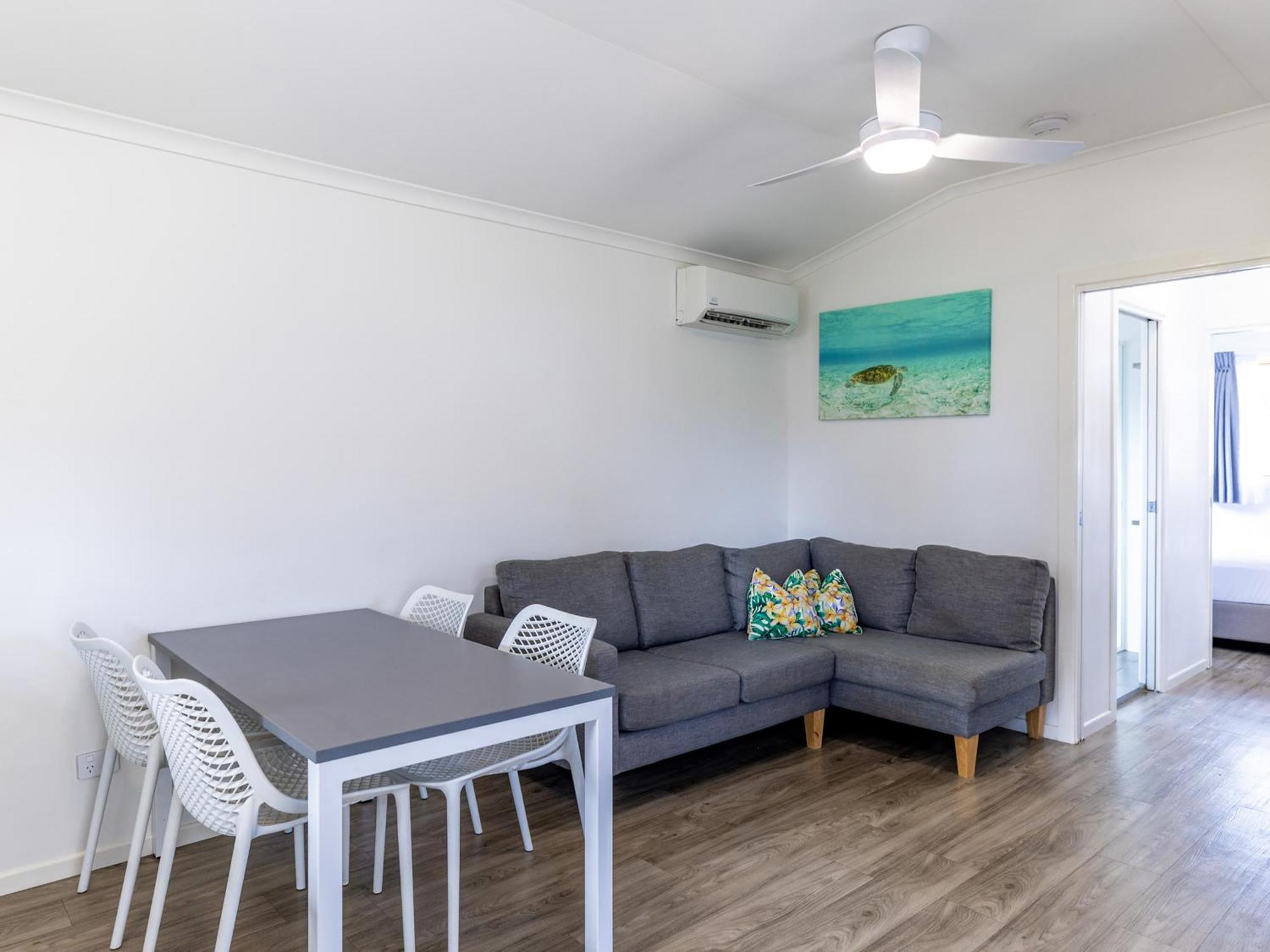 Nrma Blue Dolphin Yamba Holiday Resort Zimmer foto