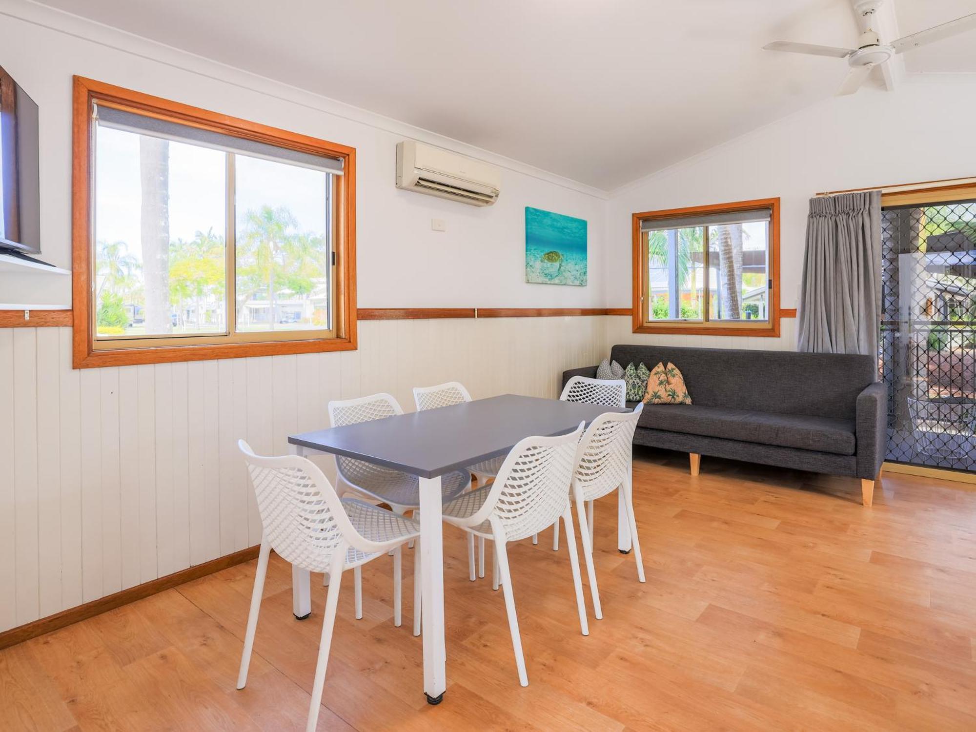 Nrma Blue Dolphin Yamba Holiday Resort Zimmer foto